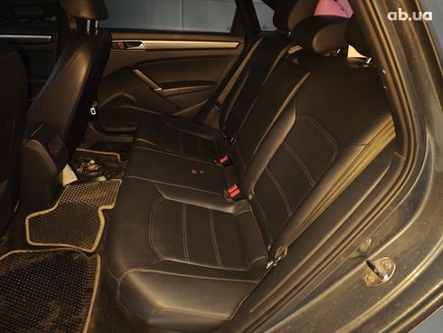 Volkswagen Passat 2016 серый - фото 14