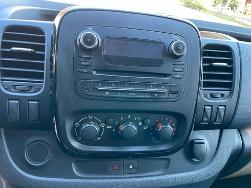 Mercedes-Benz B-Класс 2016 черный - фото 40