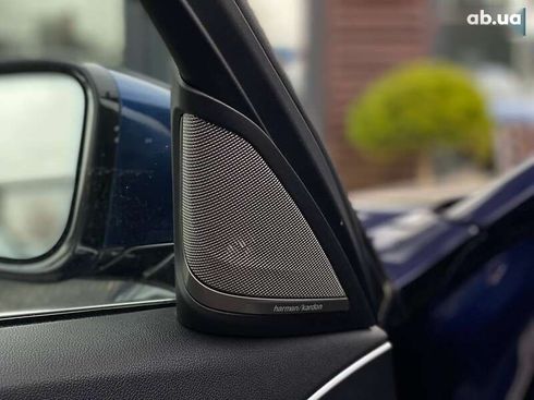 BMW 5 серия 2017 - фото 19