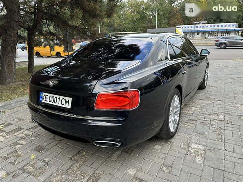 Bentley Flying Spur 2013 - фото 18