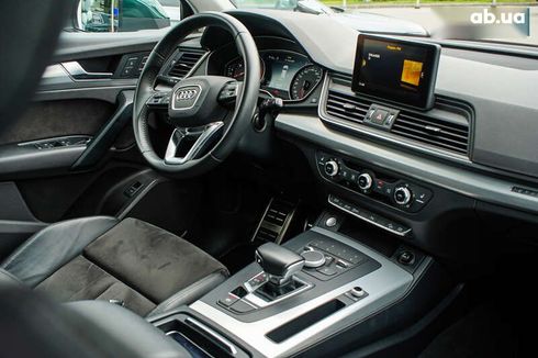 Audi Q5 2017 - фото 27