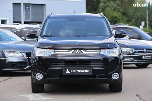 Mitsubishi Outlander 2012 - фото 2