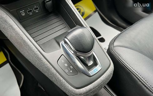 Renault Zoe 2019 - фото 18