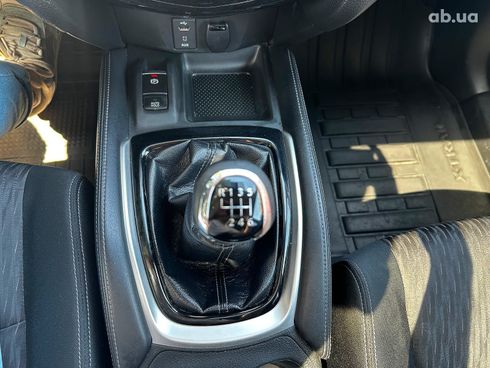 Nissan X-Trail 2019 зеленый - фото 16