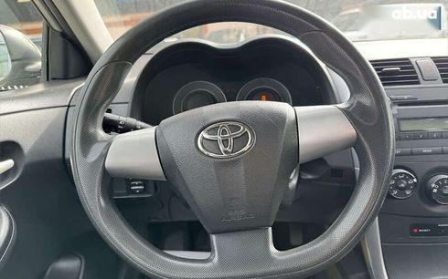 Toyota Corolla 2010 - фото 13