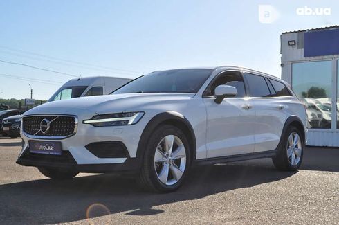 Volvo V60 Cross Country 2019 - фото 5