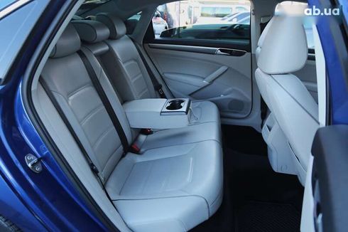 Volkswagen Passat 2017 - фото 11