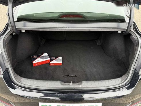 Hyundai Elantra 2021 - фото 12