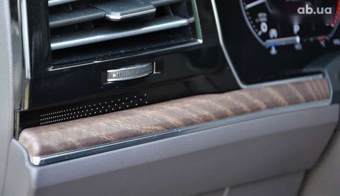 Volkswagen Touareg 2019 - фото 19