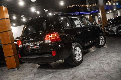 Toyota Land Cruiser 2012 - фото 12