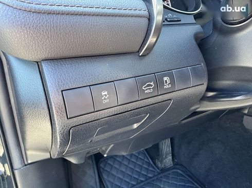 Toyota Camry 2020 - фото 15