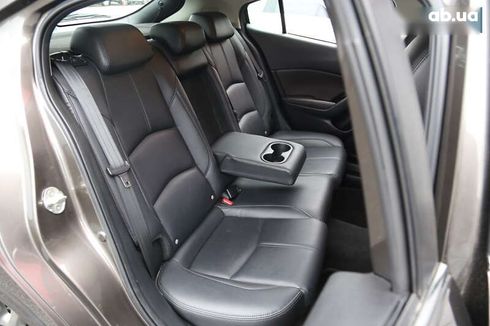 Mazda 3 2017 - фото 11