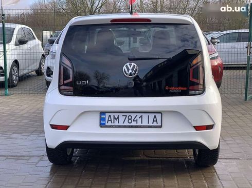Volkswagen UP! 2016 - фото 17