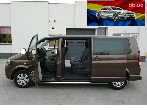 Volkswagen Multivan 2011 коричневый - фото 4