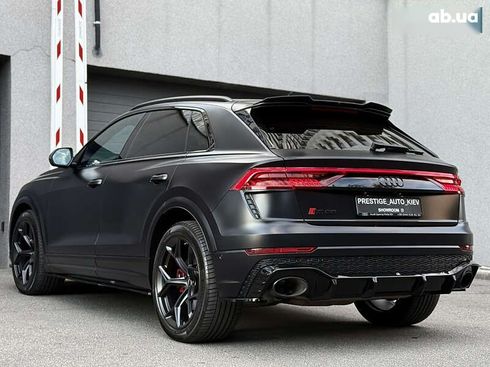 Audi RS Q8 2020 - фото 22