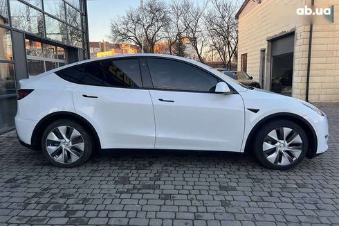 Tesla Model Y 2022 - фото 7