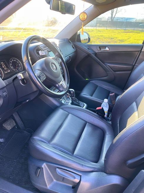Volkswagen Tiguan 2015 черный - фото 7