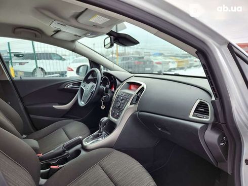 Opel Astra 2010 - фото 15