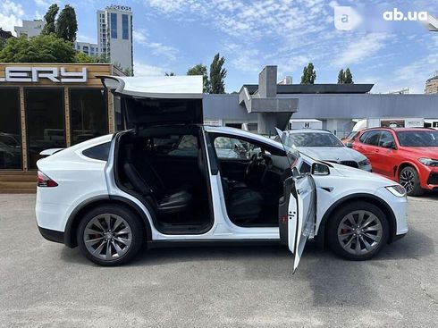 Tesla Model X 2019 - фото 8