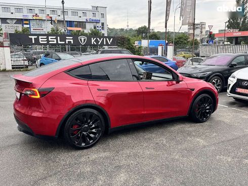 Tesla Model Y 2023 - фото 16
