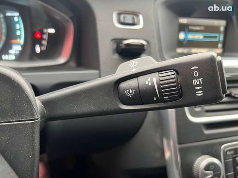 Volvo S60 2015 - фото 23
