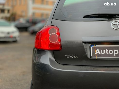 Toyota Auris 2007 серый - фото 13