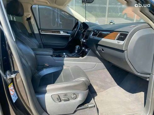 Volkswagen Touareg 2018 - фото 28