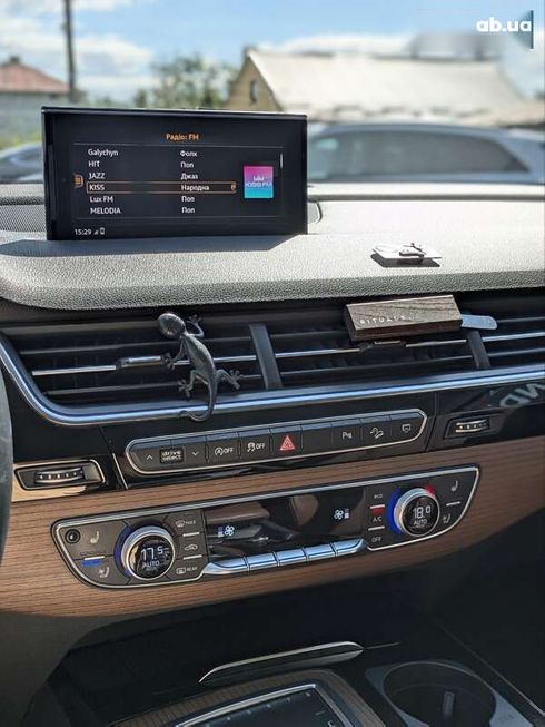 Audi Q7 2018 - фото 19