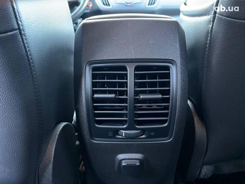Ford Escape 2017 красный - фото 36
