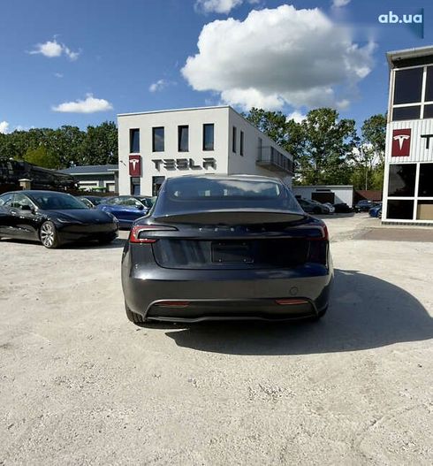 Tesla Model 3 2024 - фото 16
