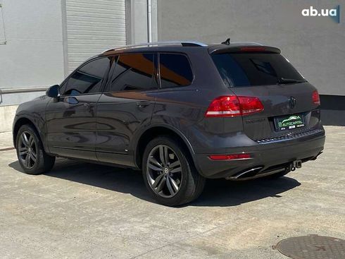 Volkswagen Touareg 2012 - фото 14
