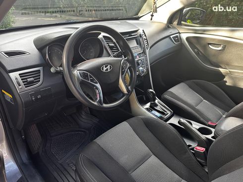 Hyundai Elantra 2014 серый - фото 10