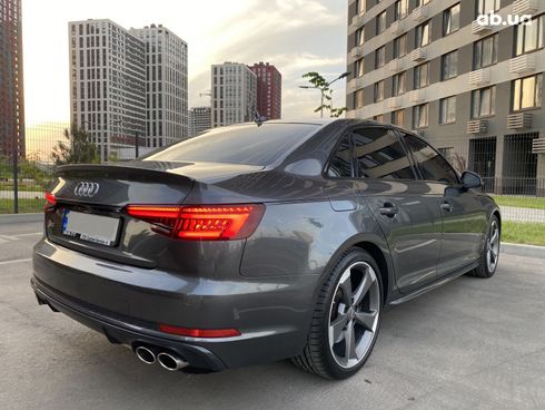 Audi S4 2019 серый - фото 4