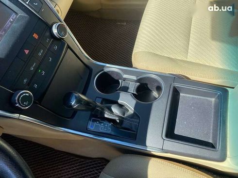 Toyota Camry 2017 - фото 16