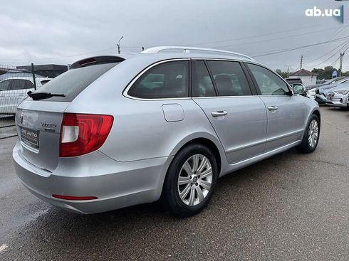 Skoda Superb 2011 - фото 6