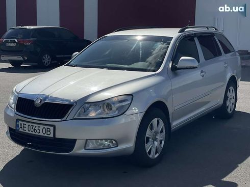 Skoda Octavia 2011 - фото 8