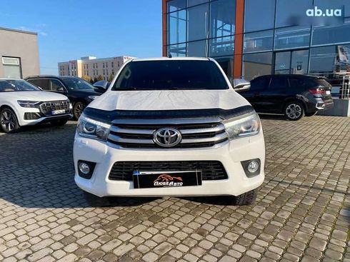 Toyota Hilux 2016 - фото 2