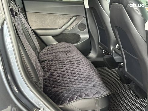 Tesla Model Y 2023 серый - фото 30