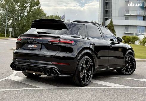 Porsche Cayenne 2018 - фото 20