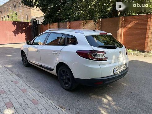 Renault Megane 2012 - фото 6