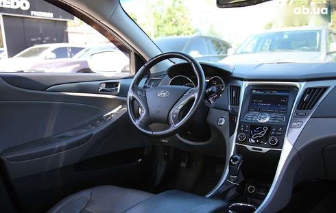 Hyundai Sonata 2013 - фото 11