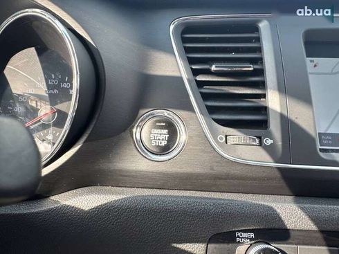 Kia Carnival 2019 - фото 15