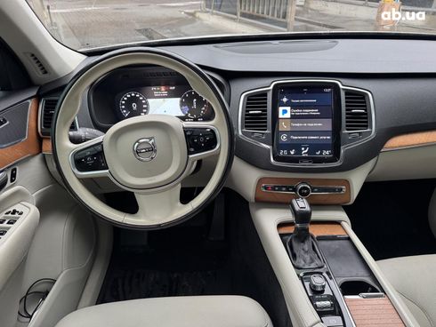 Volvo XC90 2020 белый - фото 17