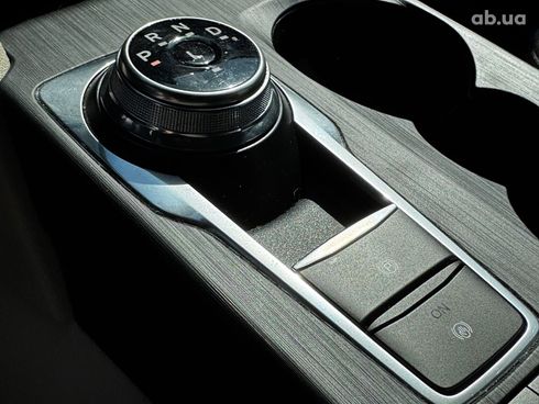 Ford Escape 2021 белый - фото 24
