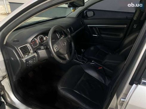Opel Vectra 2008 - фото 19