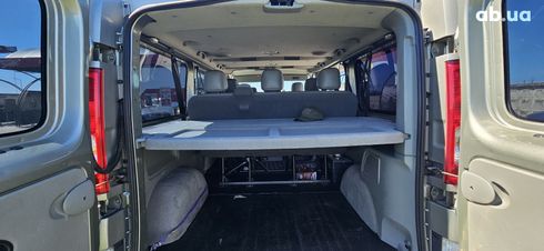 Opel Vivaro 2011 золотистый - фото 17