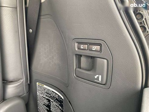 Lexus LX 2010 - фото 25