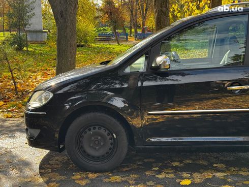 Volkswagen Touran 2007 черный - фото 11