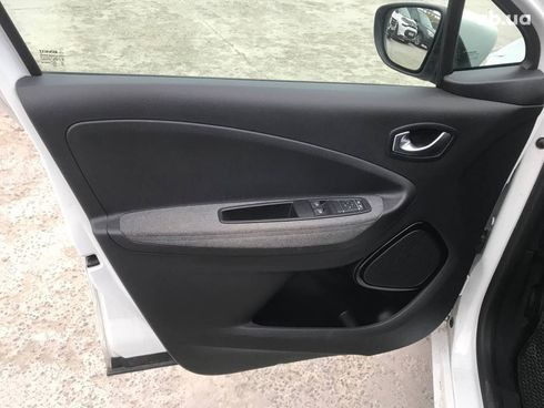 Renault Zoe 2020 белый - фото 6