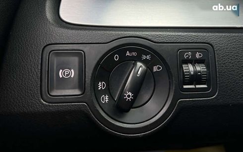 Volkswagen Passat 2010 - фото 16